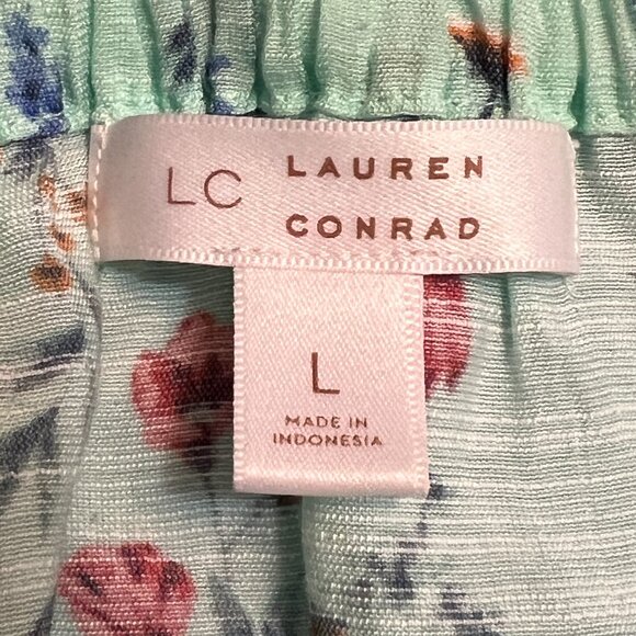 LC Lauren Conrad Floral Green Blouse - Picture 4 of 8